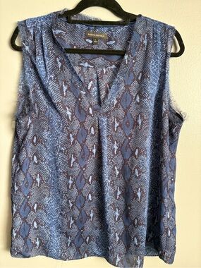 Banana Republic Blue Snake-Print Sleeveless V-Neck Top